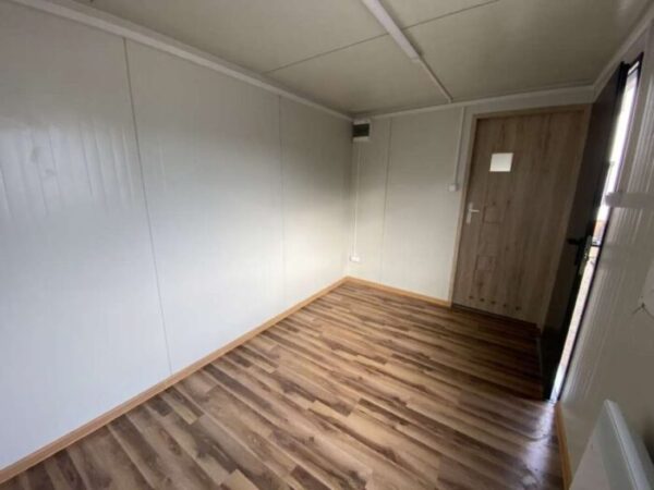 5x2.20 Bürocontainer mit Sanitäranlagen – Bild 7