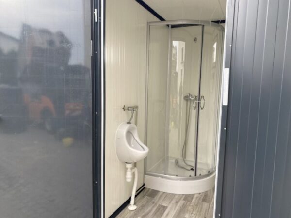 4x2m Sanitärcontainer mit Doppeltoilette und Duschen – Bild 12