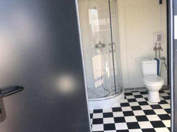 Sanitärcontainer mit Dusche 2x2M – Bild 11