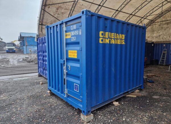 Neuer 10-Fuß-Container