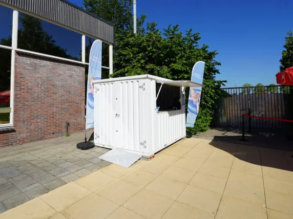 Demontierbarer Barcontainer 4×2m XL Weiß RAL 9016 – Bild 3