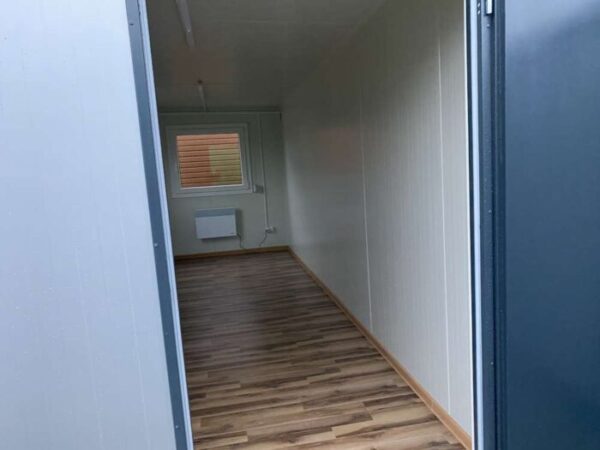Bürocontainer mit Rollladen 6×2,40 Meter – Bild 8