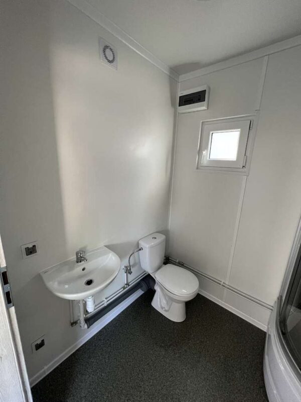 Container-Basislager mit Kochnische, WC und Dusche 6,00 x 2,43m – Bild 9