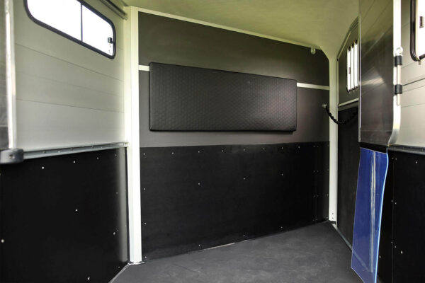 2-SITZER VAN DIAGONALLADER CHEVAL LIBERTE MAXI 2 – Bild 9