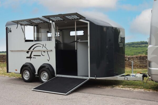 4-SITZER VAN DIAGONALLADER HORSE LIBERTY MAXI 4 – Bild 9