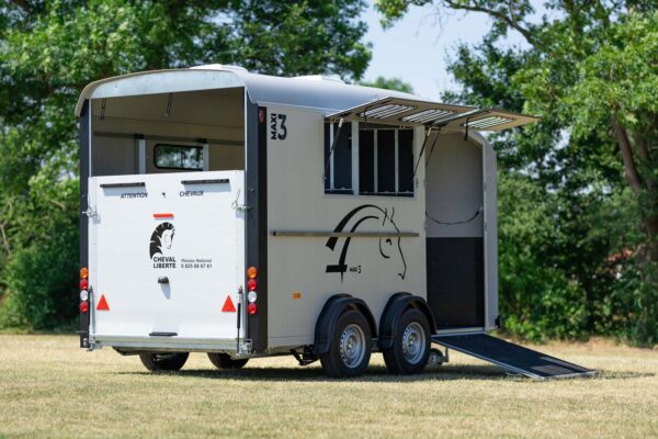 3-SITZER VAN DIAGONALLADER CHEVAL LIBERTÉ MAXI 3 – Bild 7