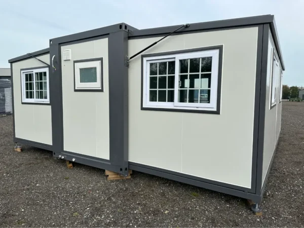 Mobile Wohneinheit / Tiny House mit zwei Schlafzimmern und Küche – Bild 11