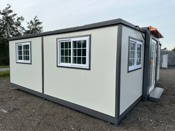 Mobile Wohneinheit / Tiny House mit zwei Schlafzimmern und Küche – Bild 6