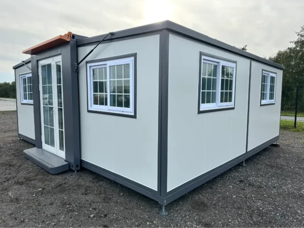 Mobile Wohneinheit / Tiny House mit zwei Schlafzimmern und Küche – Bild 7